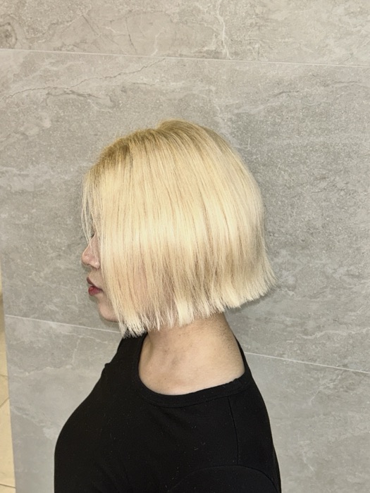 LIA — 블론드 태슬컷