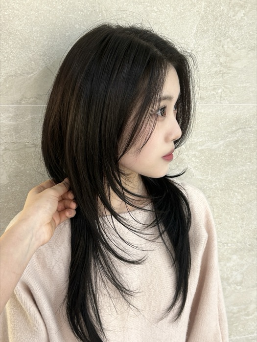 LIA — 다크브라운